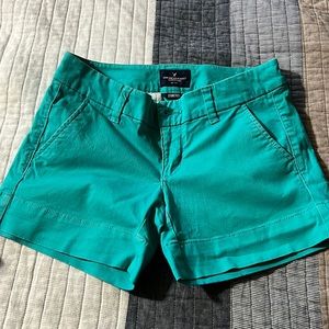 American eagle Midi teal shorts. Size 0 new without tags.